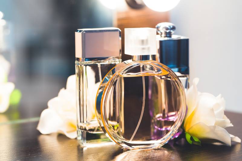 étiquettes pour flacon de parfum lyon
