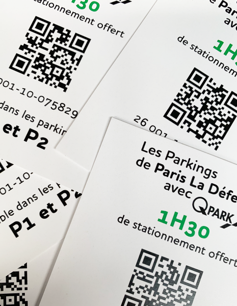 Etiquettes non adhésives : création, adaptation et impression professionnelle à Lyon